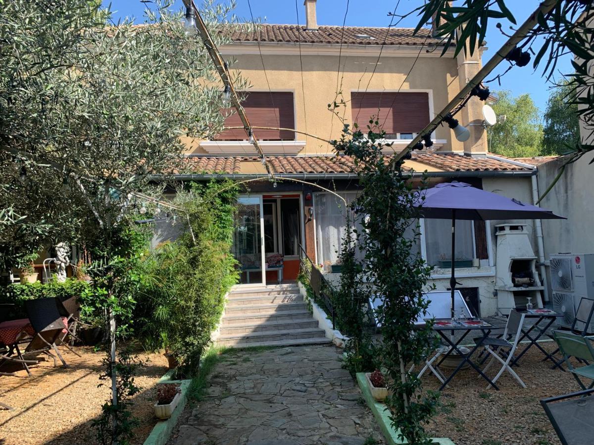 Le Jardin D Ines Hotel Espéraza Buitenkant foto